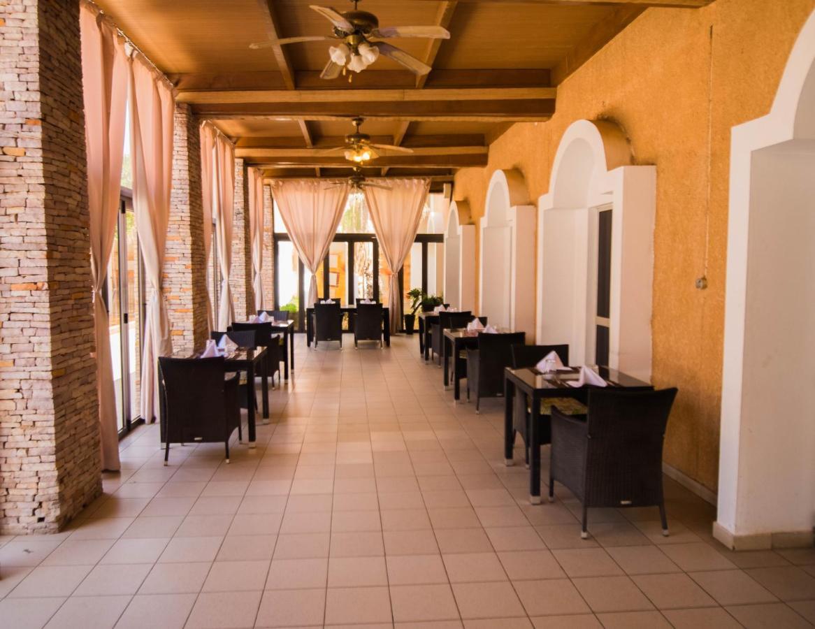 Hotel Monotel Dar El Barka Nouakchott Exterior foto